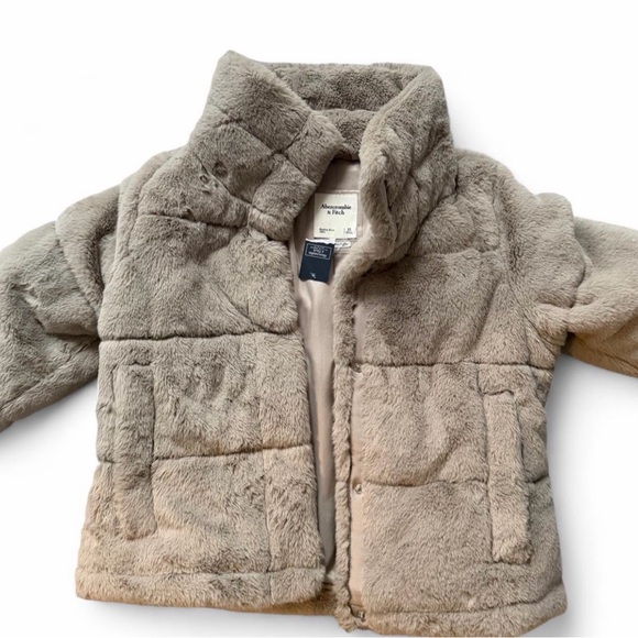 Abercrombie & Fitch Light Gray Teddy Jacket - Picture 5 of 8